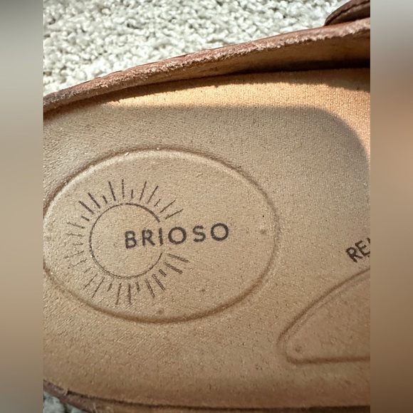 BRIOSO | Robson Tooled Floral Southwestern Brown Leather Clogs | Womens 10 - Picture 7 of 9